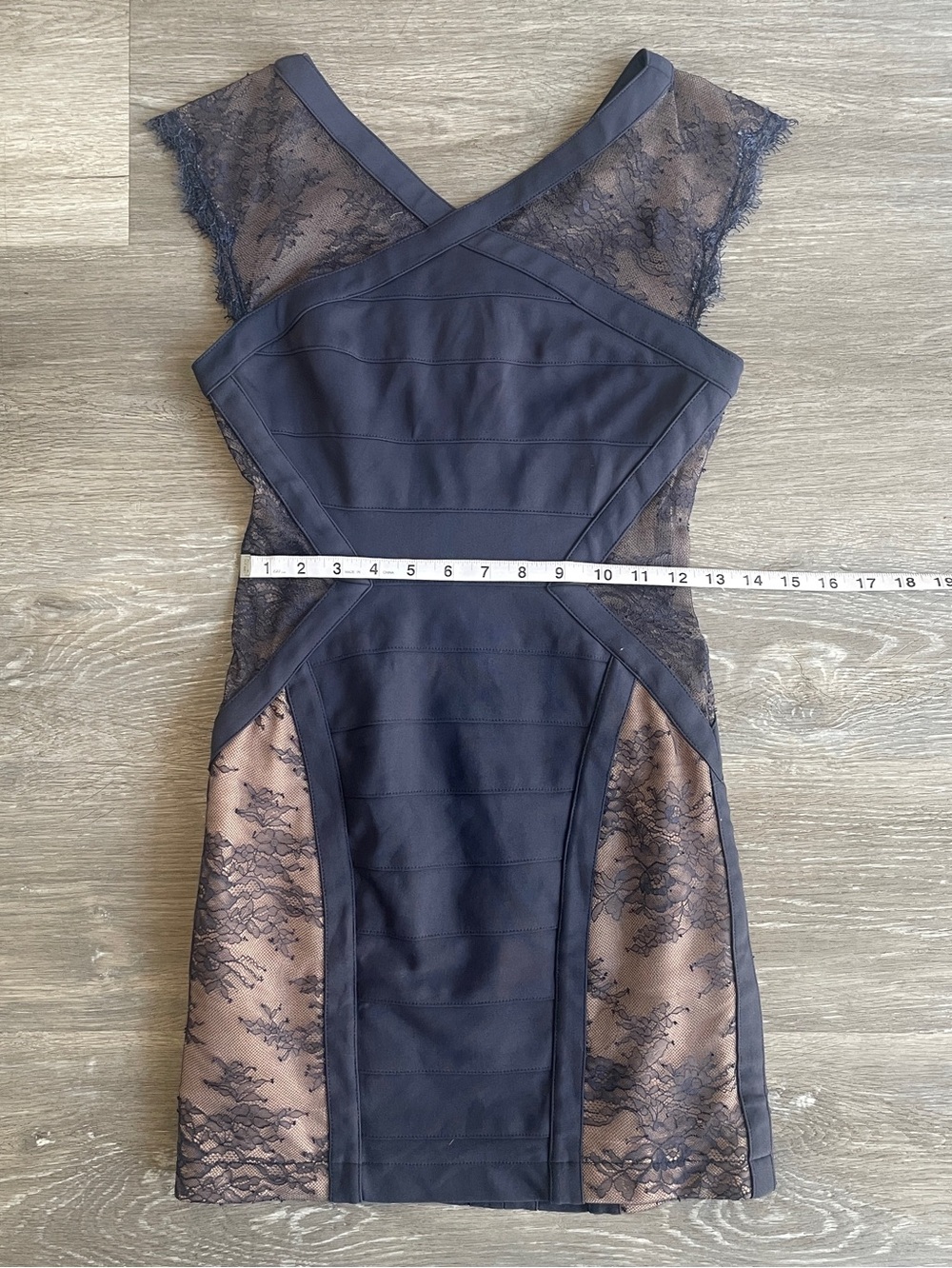 BCBG Max Azria Navy Lace Bandage Bodycon Cocktail Dress - Picture 10 of 12